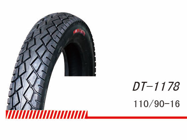 Motorcycle tire