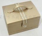 Packaging box