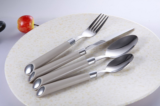 Cutlery sets