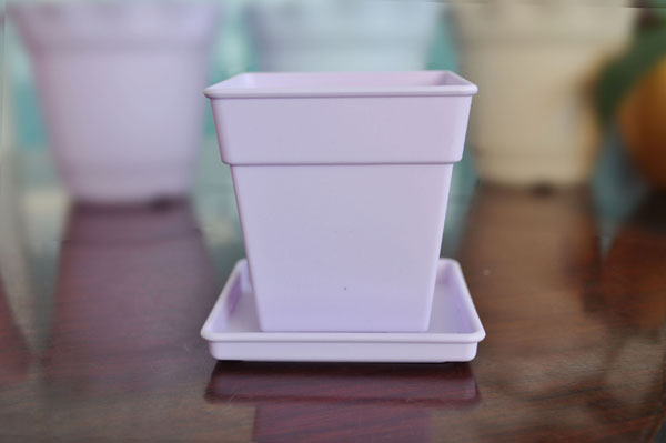 Plastic Flower Pot