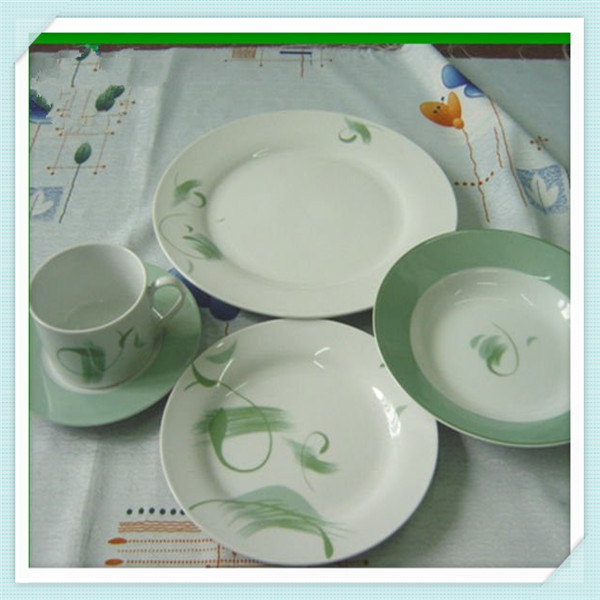 Dinnerware Sets