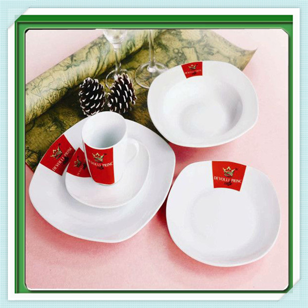 Dinnerware Sets