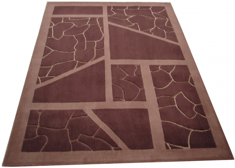 Hand tufted rug